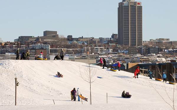 Site des sports d'hiver de la Pointe-aux-Lièvres - Glissade