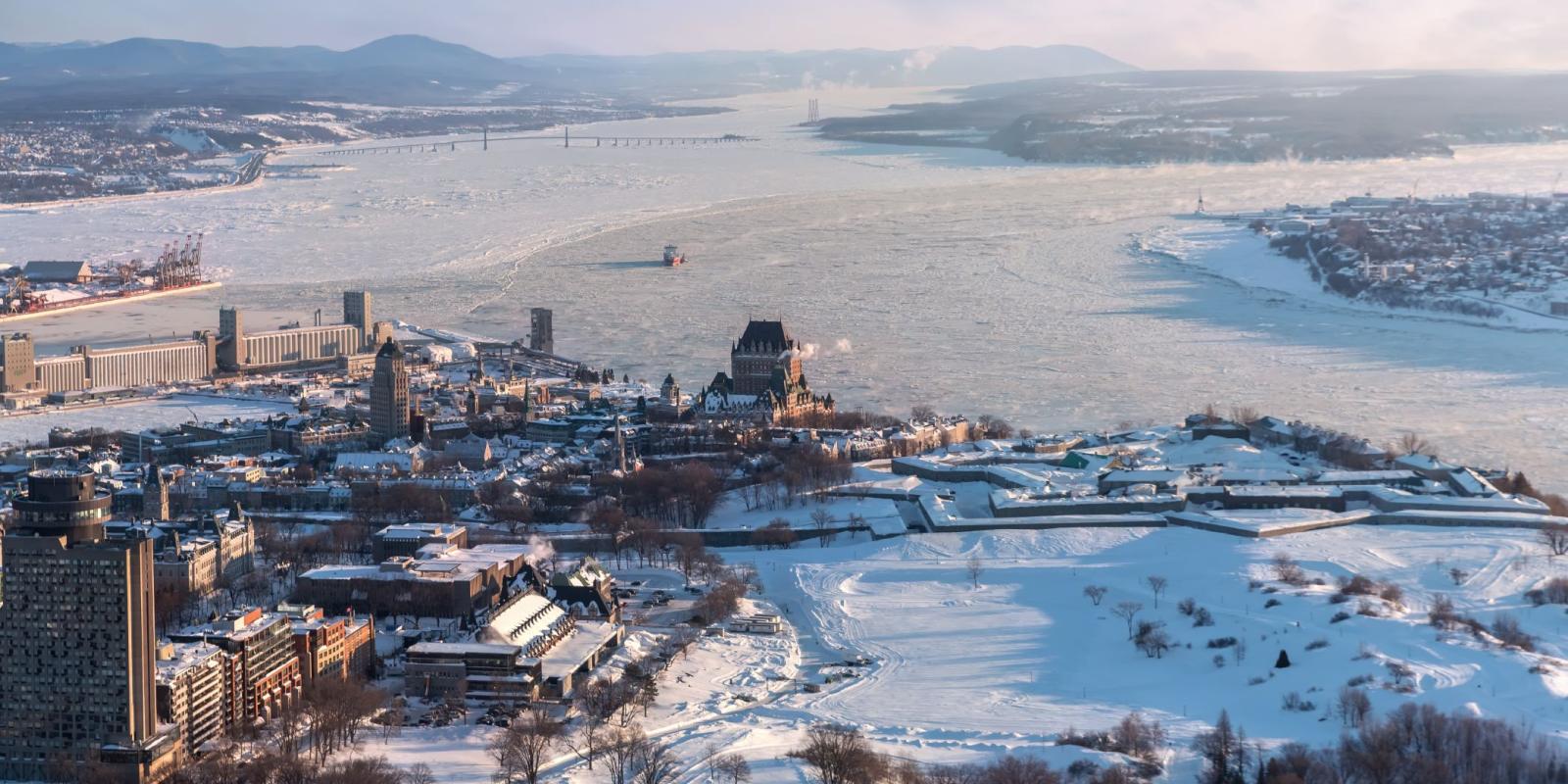 Vue aérienne sur Québec en hiver
