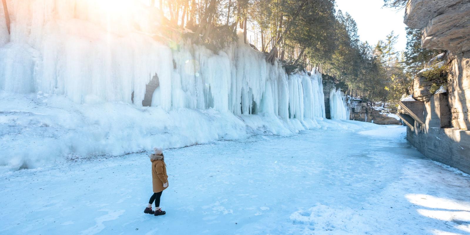Falaises en glace au Parc naturel régional de Portneuf