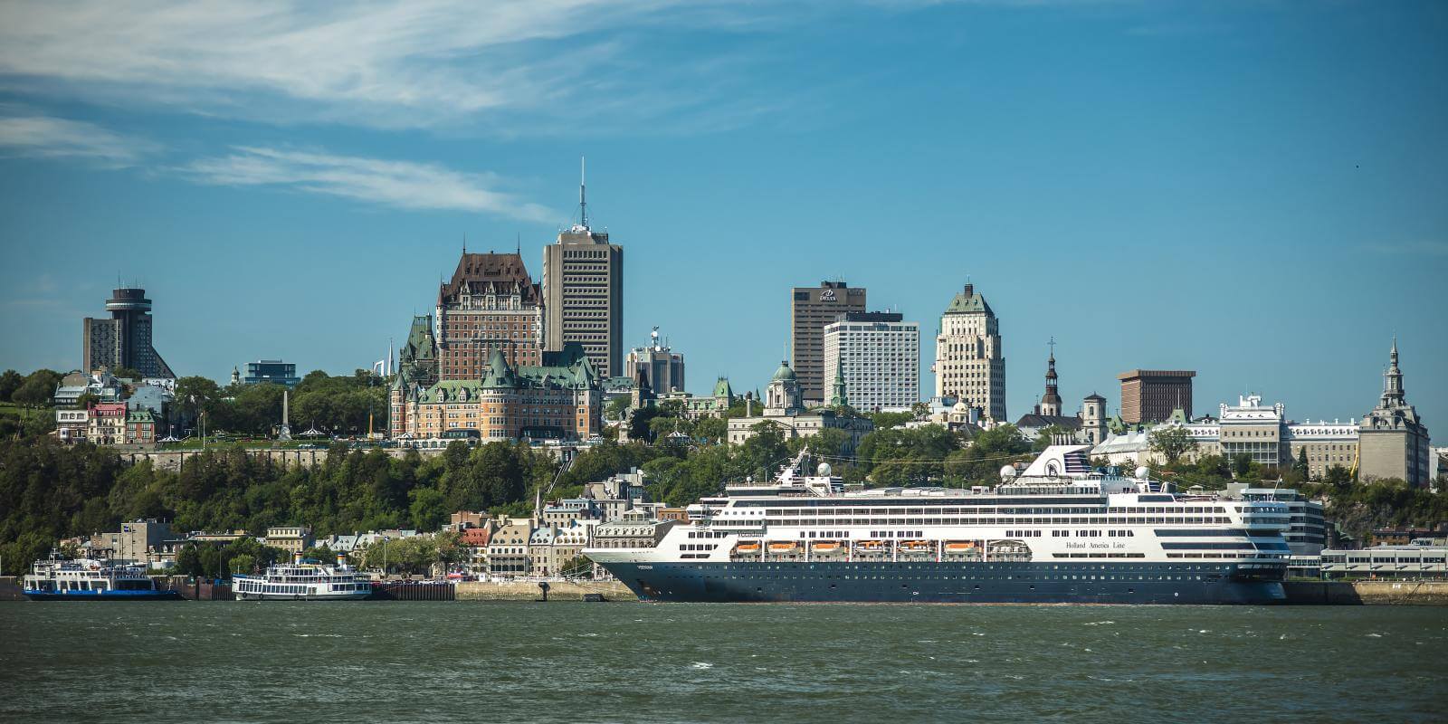 Cruise Ship in front of Old Québec