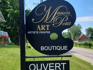 Boutique Manon Petit Art - Enseigne Manon Petit Art