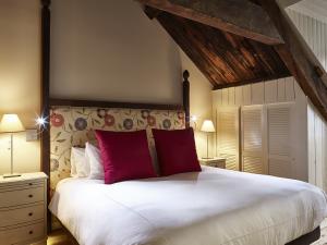 Auberge Saint-Antoine - Suite historique