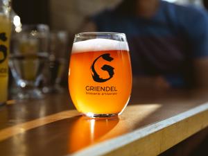 Griendel: Brasserie artisanale - 9oz