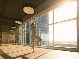 AWŪ sanctuaire urbain - yoga