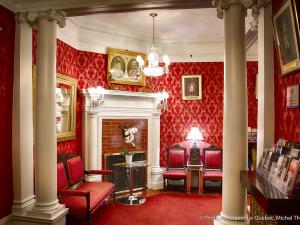 Hôtel Le Château de Pierre - Hall