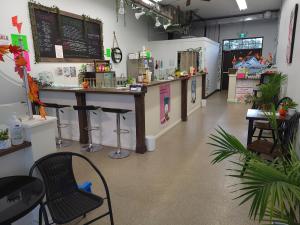Royale Nutrition - interieur-royale-nutrition-stoneham-bar-sante