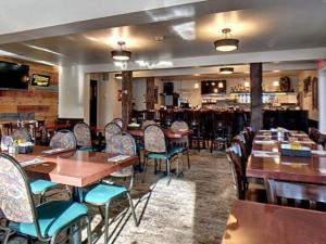 Resto-Pub Le St-Gab - Dining Room