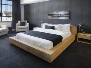 Hôtel Valcartier - room with 1 Queen bed