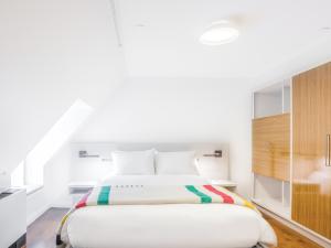 Le Monastère des Augustines - Chambre contemporaine grand lit