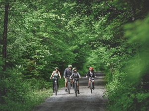 Vélopiste Jacques-Cartier/Portneuf - Aventure à vélo électrique