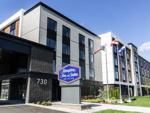 Hampton Inn & suites Beauport / Québec - Exterior hotel