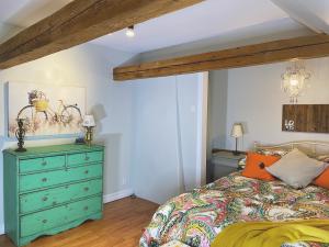 Domaine Steinbach Cidrerie, Gîte et Ressourcement - Chambre Éclectique
