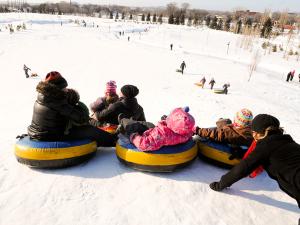 Site des sports d'hiver de la Pointe-aux-Lièvres - Glissade sur tube