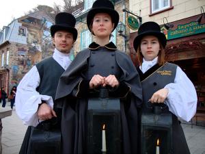 Ghost tours of Québec - costumed guides