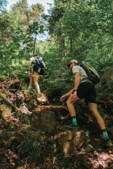 Mestachibo sentier avec randonneurs