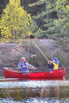 Au Chalet en Bois Rond - Rowboat fishing