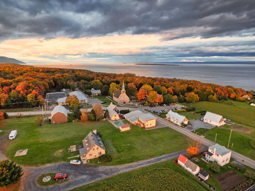 Village de Saint-François de l'île d'Orléans en automne