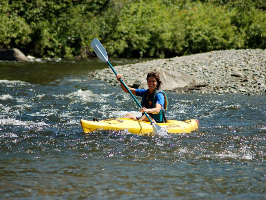 River kayaking with Valmont Plein Air