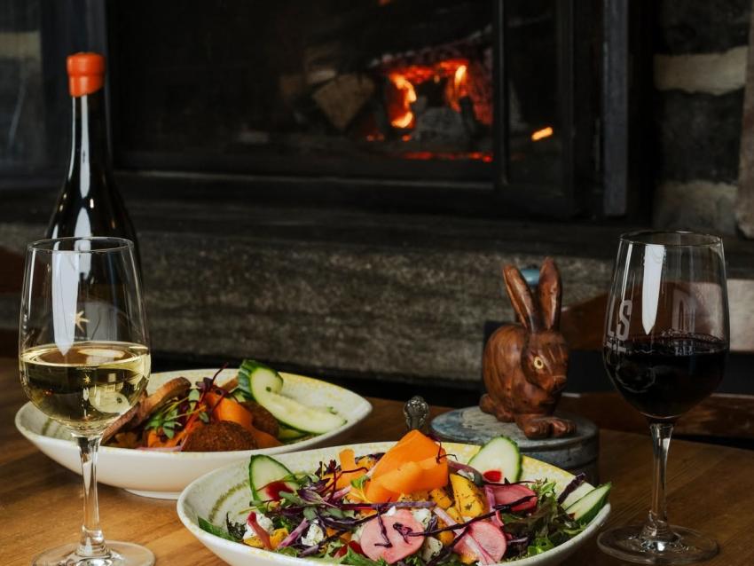 Fireplace at Lapin Saute restaurant