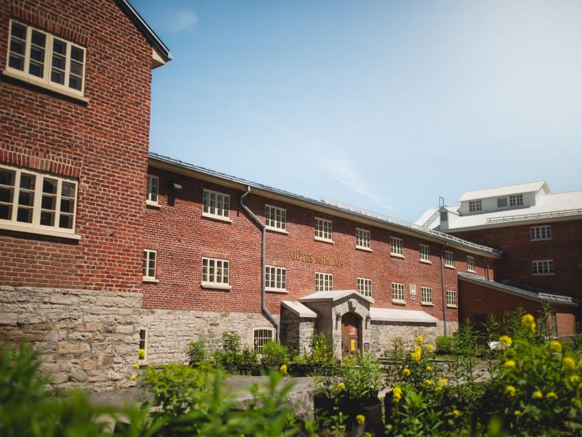L'Îlot des Palais - Vue de l'extérieur