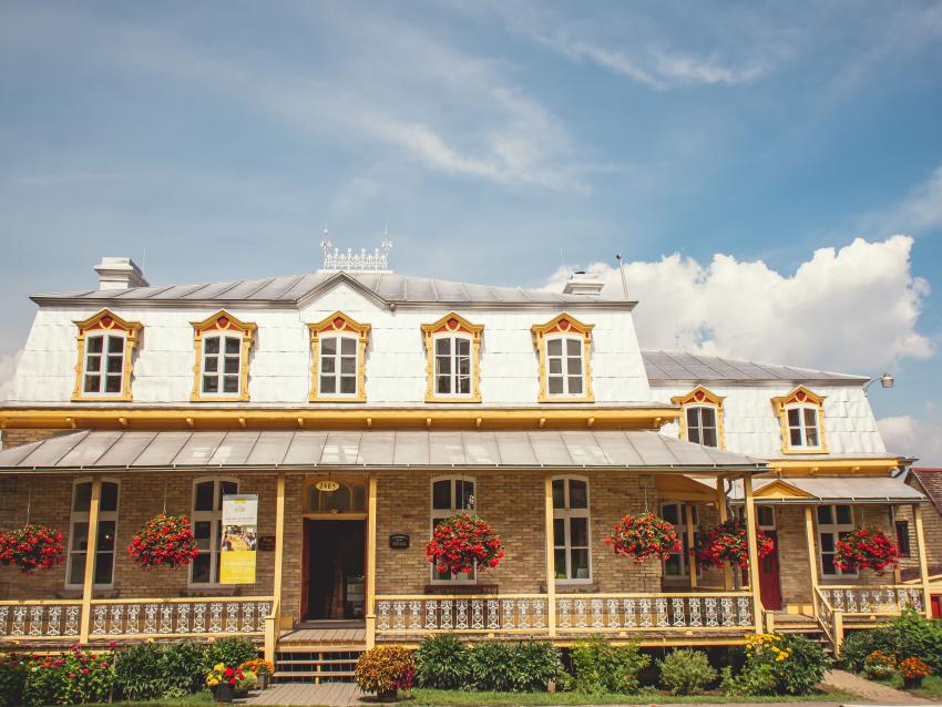 Maison de nos Aïeux - Extérieur