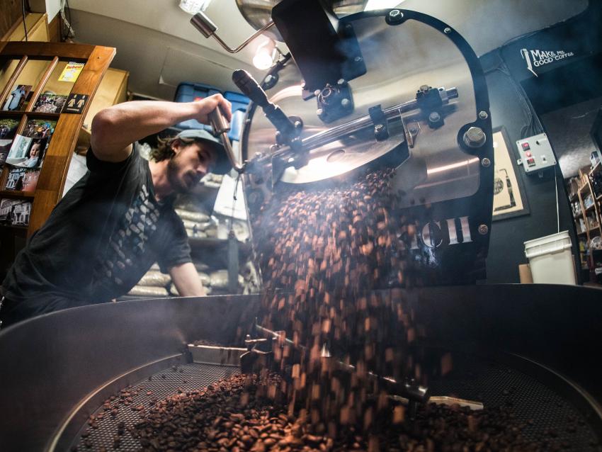 Cantook Micro Torréfaction - coffee bean grinding machine