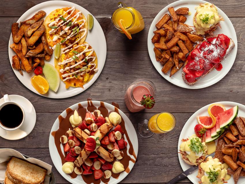 Au Petit Chalet - Des déjeuners copieux, des saveurs authentiques et une atmosphère conviviale.