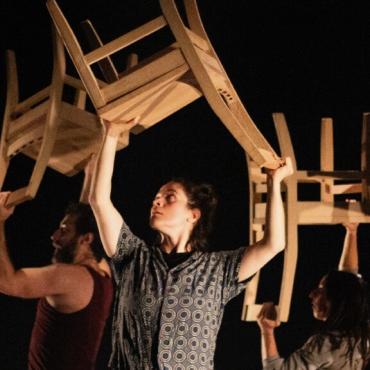 En théories (une poétique de l’espace-temps)