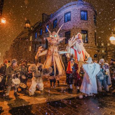 Marionnettes géantes du Marché de Noël allemand 