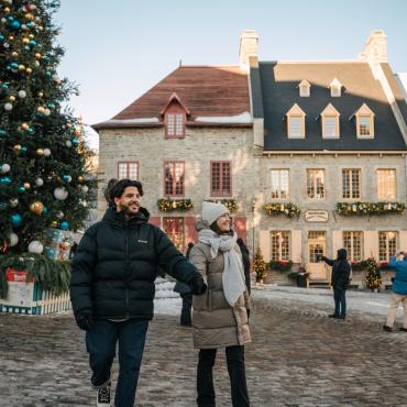 Couple à la place Royale 
