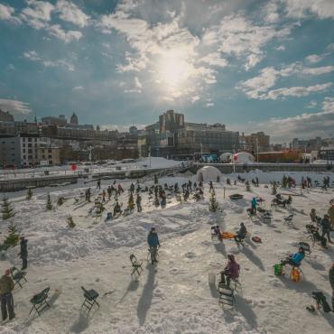 Pêche sur glace au Village Nordik du Port de Québec
